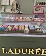 Ladurée Marais image 1