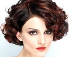 Lockenfrisur - Friseur | MR Haarstudio | München