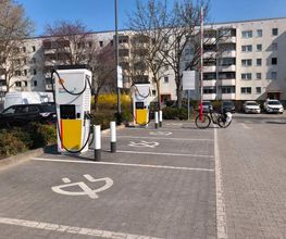 Shell Recharge Charging Station Bild 3