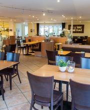 Café & Restaurant zumStein & Bäckerei Bild 2