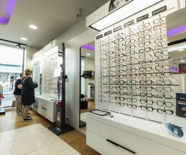 Optic 2000 image 3