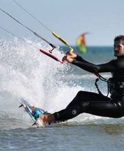 Addicted Deux Kite image 1