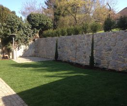 Granit-Natursteinmauer für Hangbefestigung