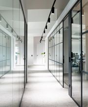 BUZZINLAB – The Club Office in Stuttgart: Eventlocation, Rooftop, Coworking Space, Tagungen, Workshops, Catering, Fotostudio, Podcast-Studio.