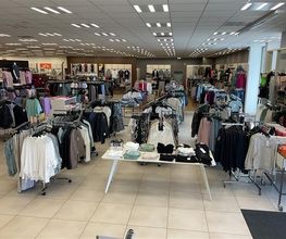AWG Mode Center Uhingen Bild 1