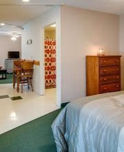 Rhineland Pointe Assisted Living image 5