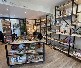 Boutique Écrin de Roche image 9