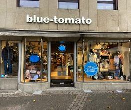 Blue Tomato Shop Fribourg Bild 1