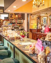 The Pink House Tea Room & Bnb image 8