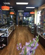 Puffwick & Blunt Marijuana Dispensary image 13