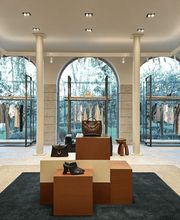 Bottega Veneta Milano Flagship S. Andrea immagine 1