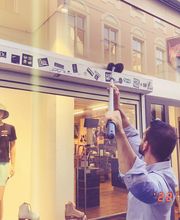 The Gentlemen Facility Services Alex Maravegias Bild 5