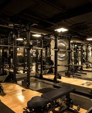 Fitness First Dortmund - Squat Racks