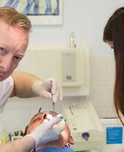 Dr. Adrian Zidaru Zahnarzt Bild 2