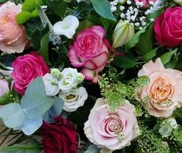 Fleurs de Lys de Beaugency image 4