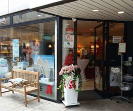 Aussenansicht der Krapendorfer Apotheke