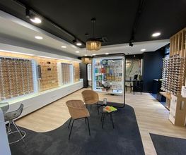 Optic 2000 image 2