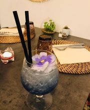 Le Hippie Chic Café image 4