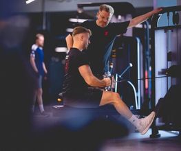 Beweglichkeits- und Koordinationstraining im Fitnessstudio - David Nikolaitschik - Personal Trainer in Mannheim