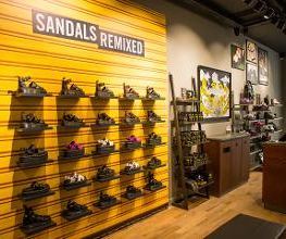 Dr. Martens image 4