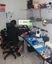 uBreakiFix - Phone and Computer Repair image 5