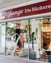 Junge Die Bäckerei. Bild 1