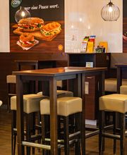 Shell Recharge Charging Station Bild 20