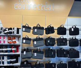 Accessoires ordinateur dans votre magasin Boulanger Colmar : pochette, étui housse ...