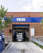 Get a car wash at Splash In located at 10211 Baltimore Ave, College Park, MD! Don’t forget to grab some food inside at our café!