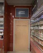 espace-conseil-pharmacie-sun-store-martigny-cristal