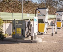 Shell Recharge Charging Station Bild 1