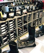 POLO Motorrad Store Leipzig Bild 7