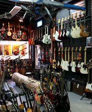 Damico Store image 3