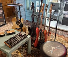 Aliaga Guitar Lab imagen 17