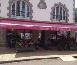 Amour De Fleurs Le Cuff Suignard image 1