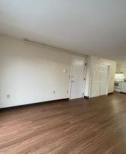 Highland Estates Apartments - A Red Oak Apartment Homes Community image 10