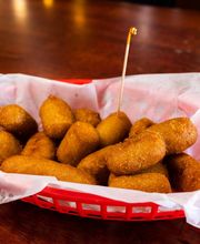 Boss' Pizza and Chicken Sports Bar Yankton image 13