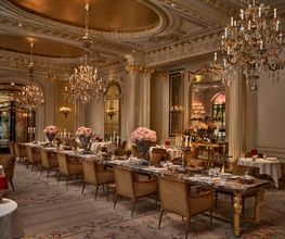 Hôtel Plaza Athénée, Paris