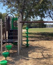 Lakefront Village Mobile Home & RV Community image 9