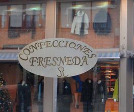 sastreria-y-confecciones-fresneda-fachada-01.jpg
