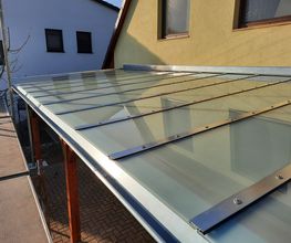 Terrassendach mit VSG matt