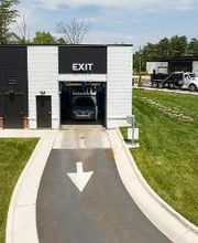 
Get a car wash at Splash In located at 24755 Gum Spring Rd, Chantilly, VA! Don’t forget to grab some food inside at our café!