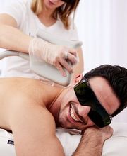 hairfree Behandlung beim Mann