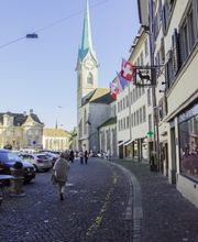 TopPharm Apotheke Paradeplatz AG Bild 3