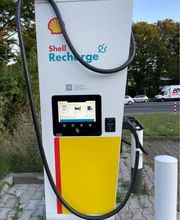 Shell Recharge Charging Station Bild 1
