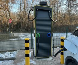 LichtBlick QuickCharge-Ladestationen Bild 2