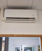 Plaza Sébastien image 10