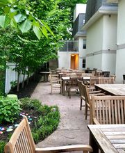 Harbor House Assisted Living image 20