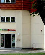 Aussenansicht der Kurort Apotheke an der Salza