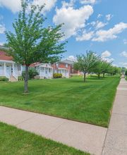 Concord Court Apartments image 5